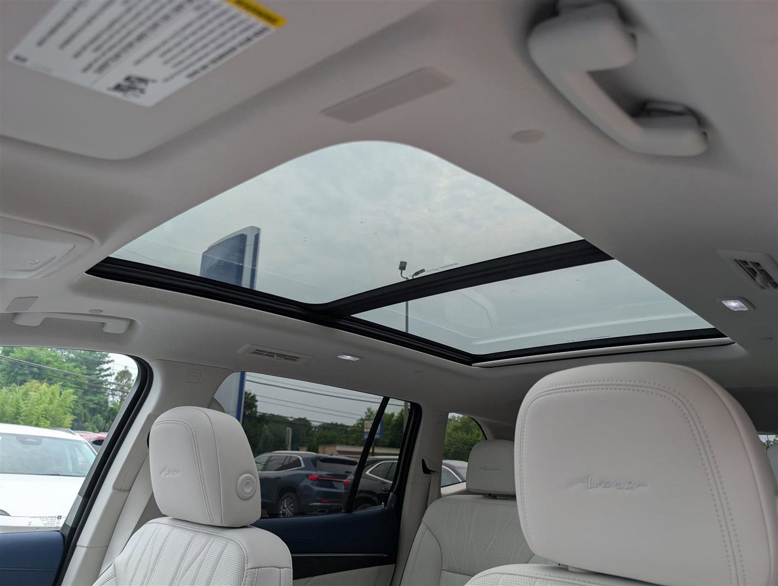 New 2026 Buick Enclave Avenir w/ Super Cruise Package image 33