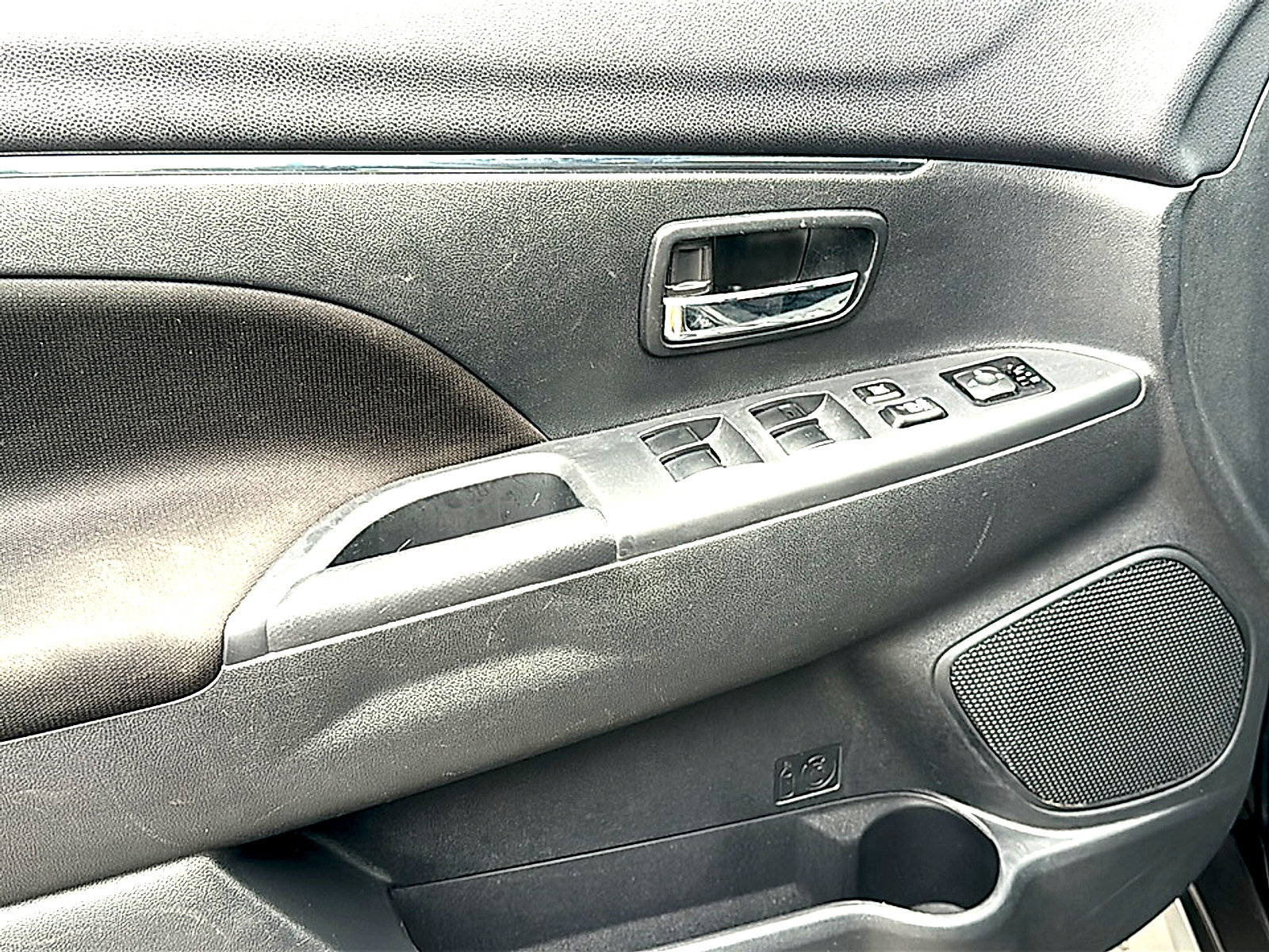 Used 2024 Mitsubishi Outlander Sport ES AWD/4WD image 16