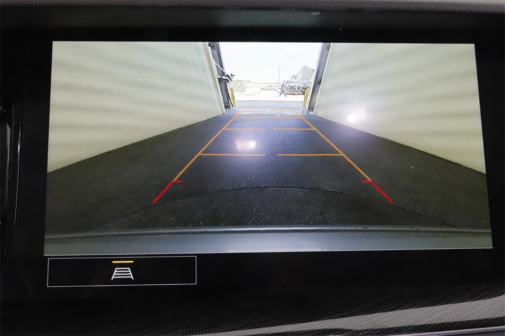 Used 2023 Buick Envision Essence image 24