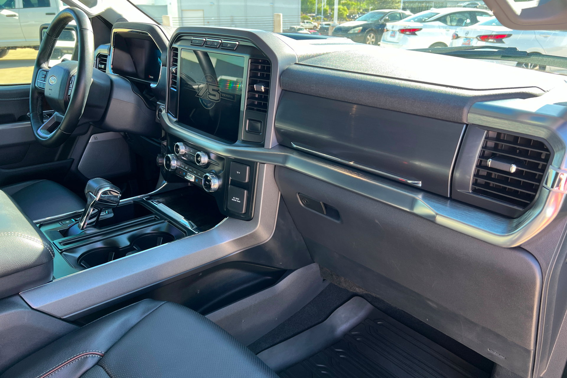 Used 2023 Ford F150 Lariat w/ FX4 Off-Road Package image 24