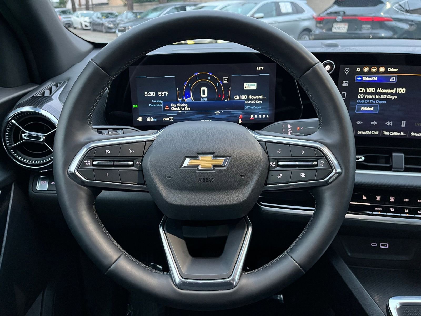 Used 2025 Chevrolet Equinox LT image 28