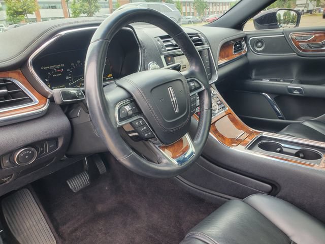 Used 2017 Lincoln Continental Reserve w/ Climate Package AWD/4WD image 12