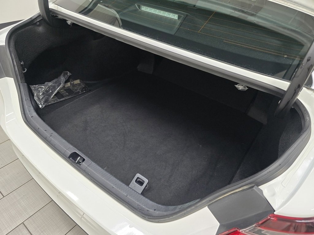 Used 2024 Toyota Camry LE image 16