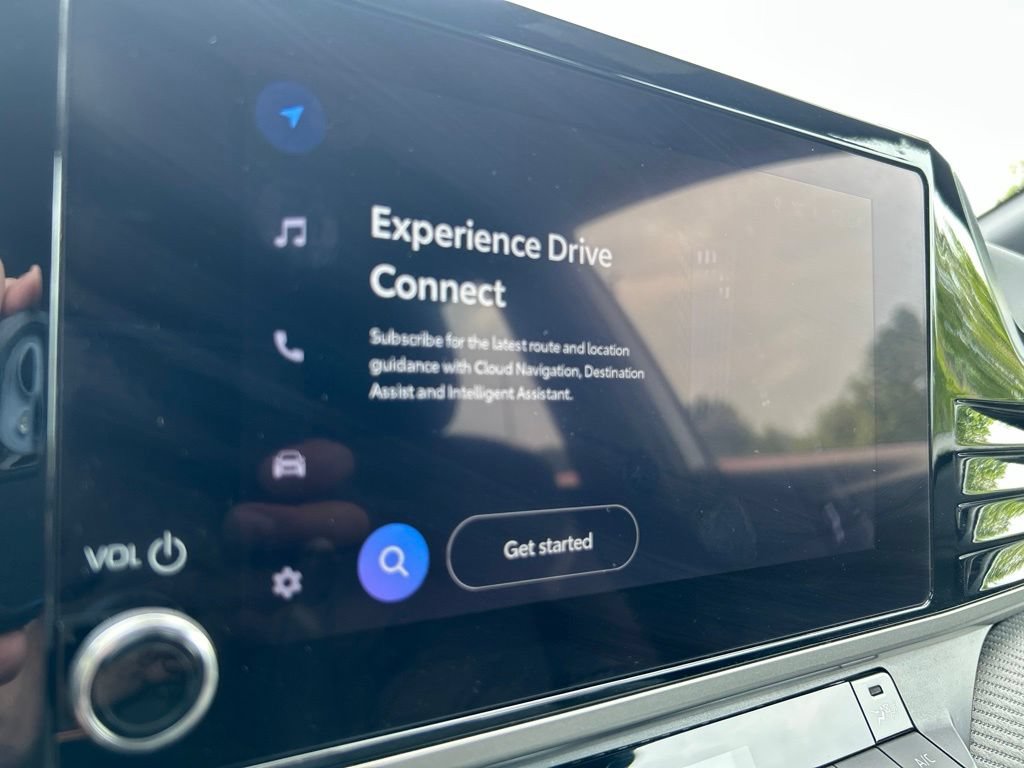 Certified 2025 Toyota Camry SE w/ Convenience Package FWD image 19