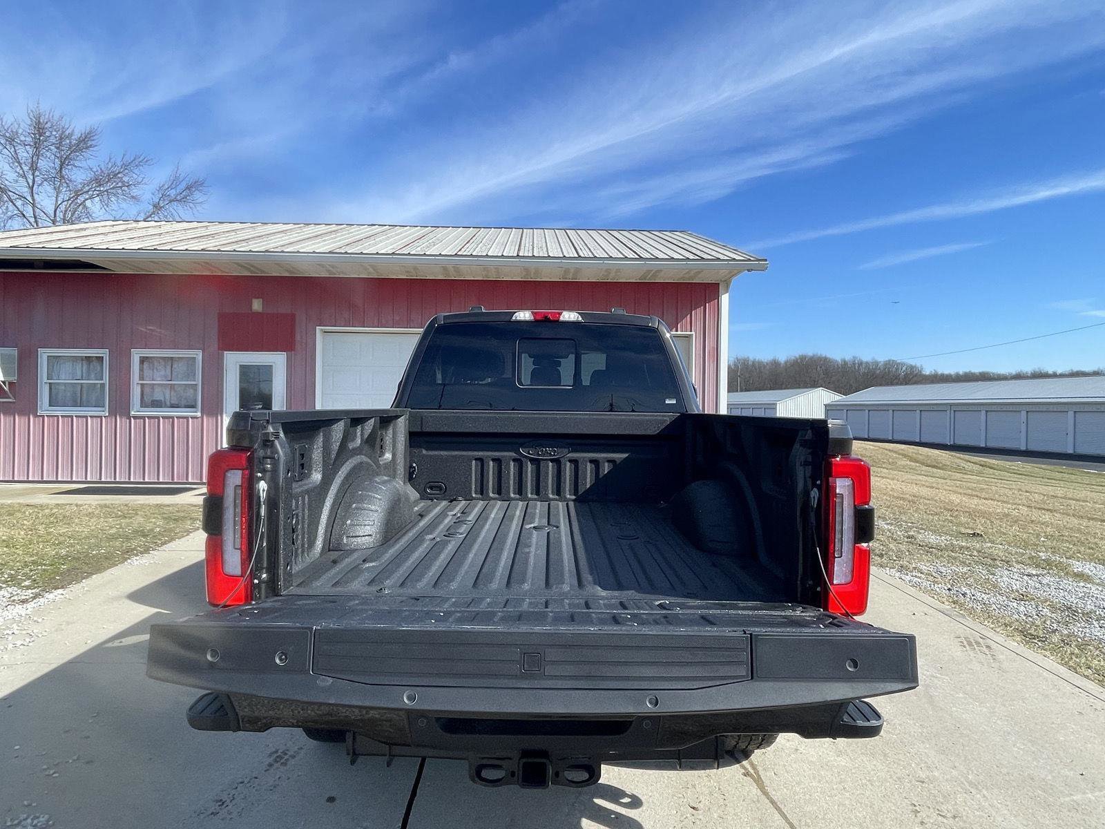 Used 2024 Ford F250 Limited w/ FX4 Off-Road Package image 29