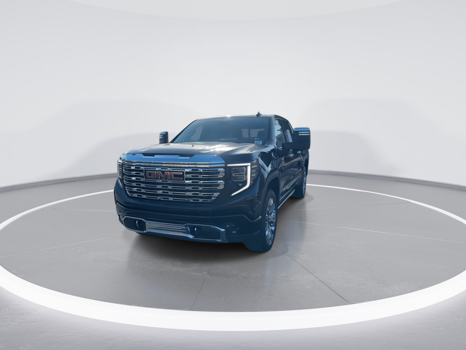 Used 2024 GMC Sierra 1500 Denali w/ Denali Reserve Package image 3