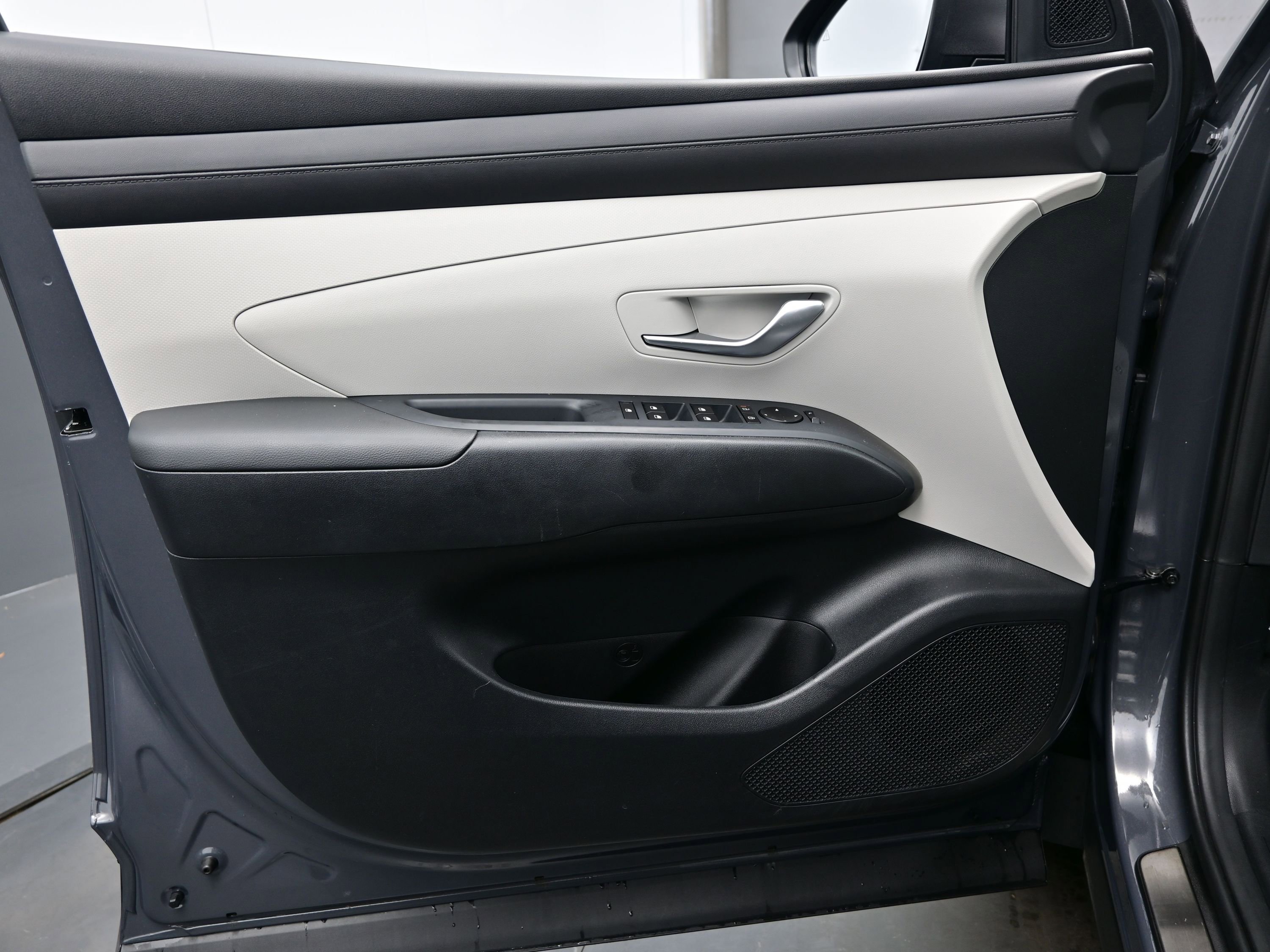 Certified 2025 Hyundai Tucson SEL image 9