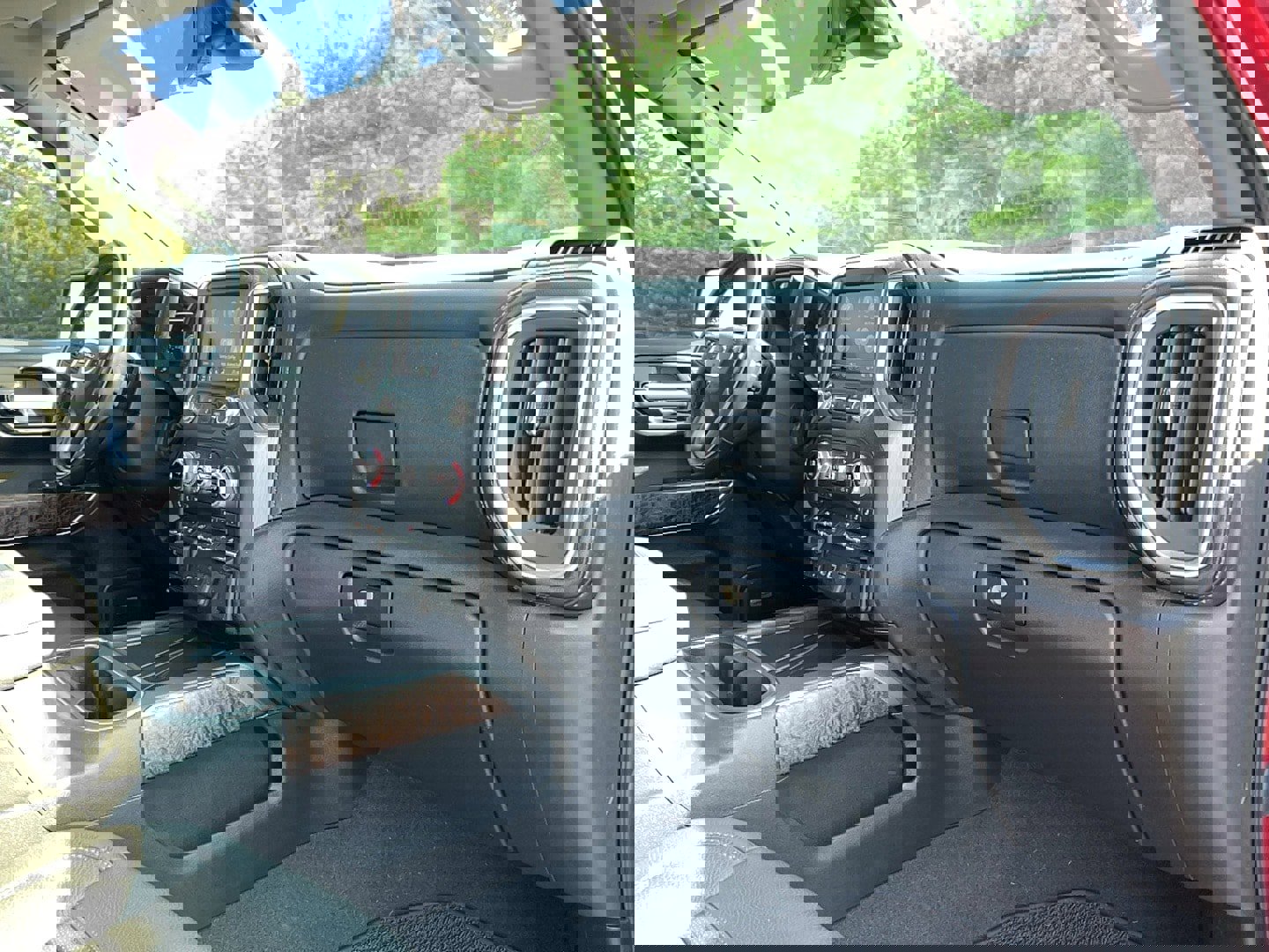 Used 2021 GMC Sierra 1500 Denali w/ Technology Package image 25