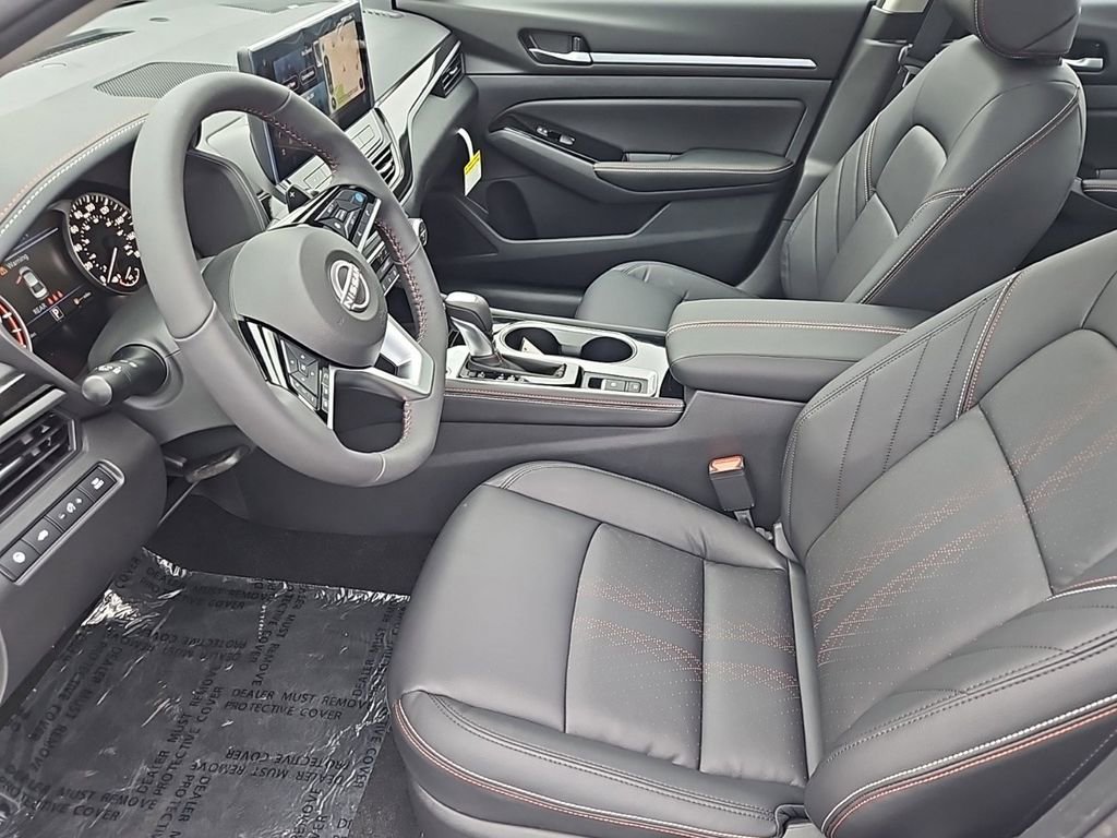 Certified 2024 Nissan Altima 2.0 SR FWD image 16