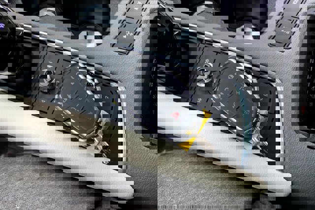 Used 2022 Cadillac XT5 Premium Luxury image 11