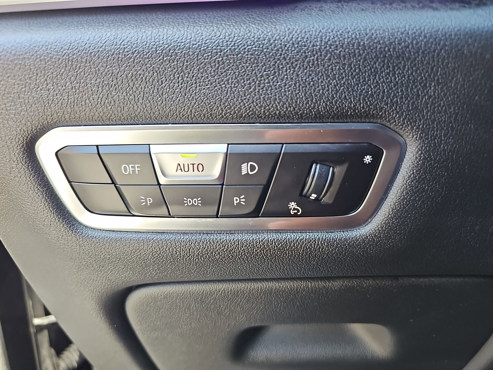Used 2023 BMW X5 sDrive40i w/ Parking Assistance Package image 27