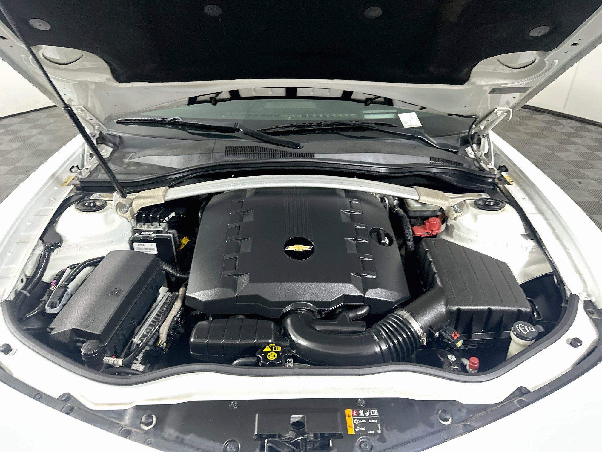 Used 2012 Chevrolet Camaro LT RWD image 30