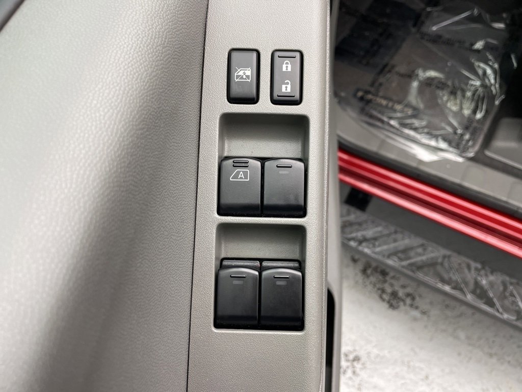 Used 2020 Nissan Frontier SV image 20