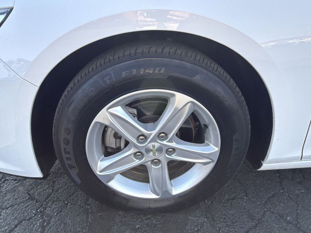 Certified 2020 Chevrolet Malibu LS image 17