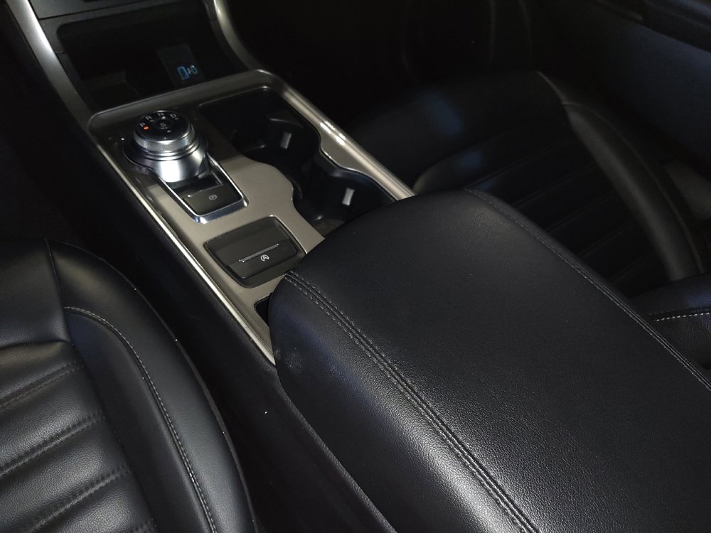 Used 2024 Ford Edge SEL image 26