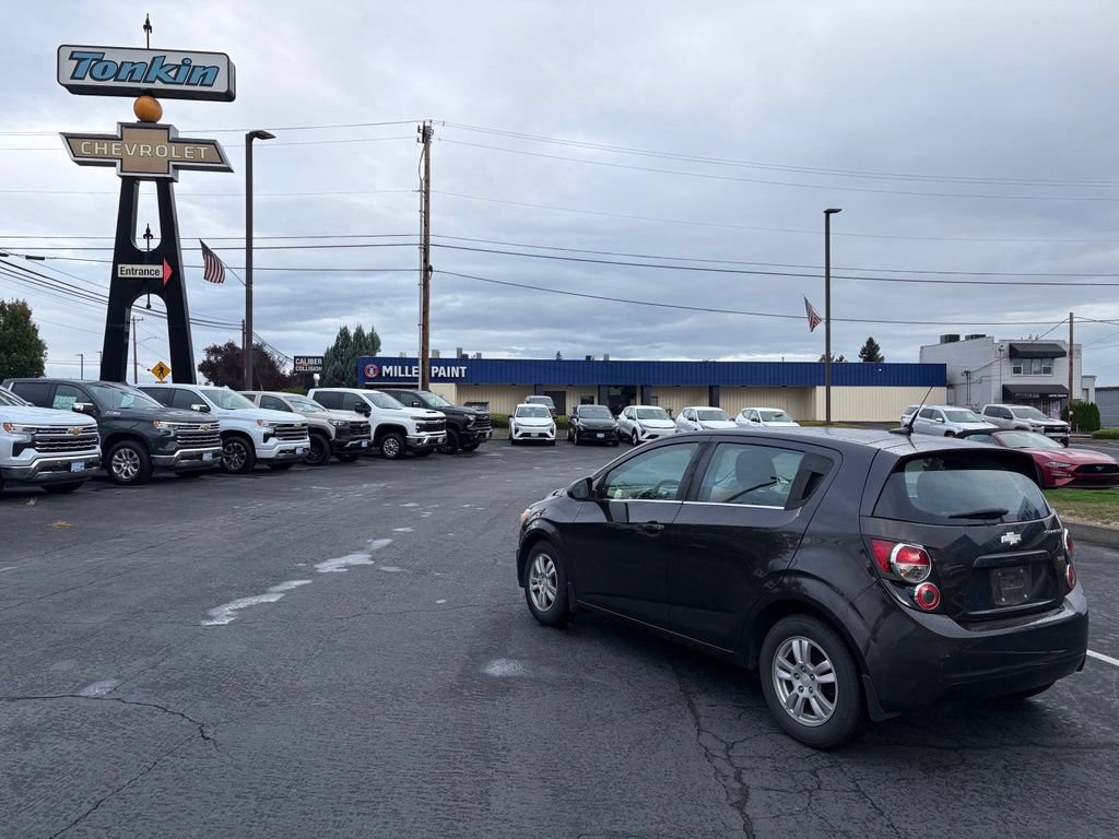 Used 2013 Chevrolet Sonic LT FWD image 3