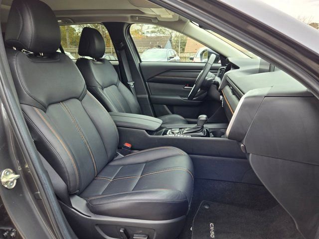 Used 2025 MAZDA CX-50 AWD 2.5 Hybrid w/ Premium Pkg image 29