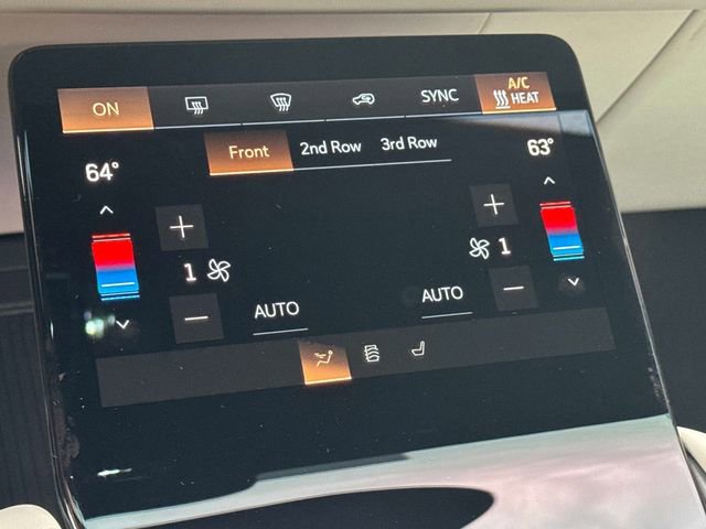 New 2026 Cadillac Vistiq Luxury AWD/4WD image 22