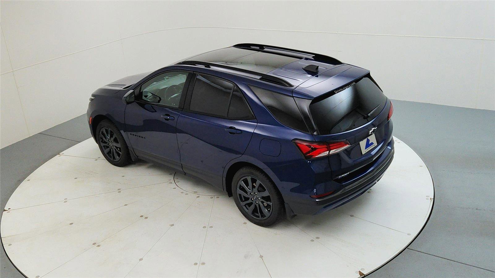 Used 2023 Chevrolet Equinox RS AWD/4WD image 14