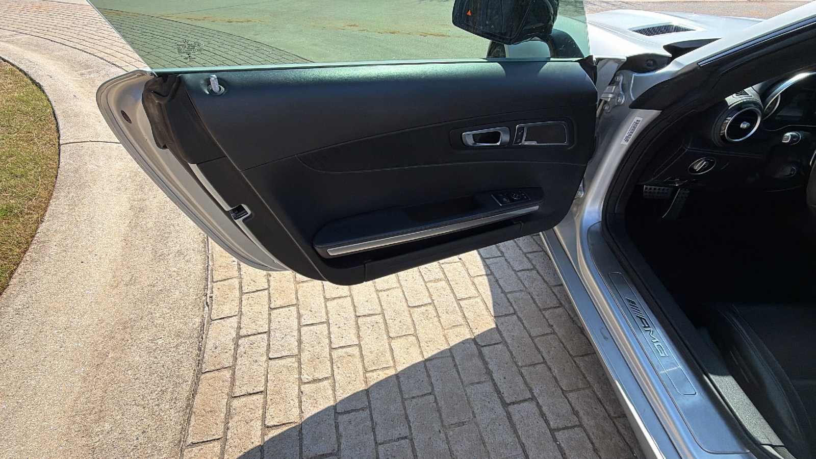 Used 2016 Mercedes-Benz AMG GT S image 13