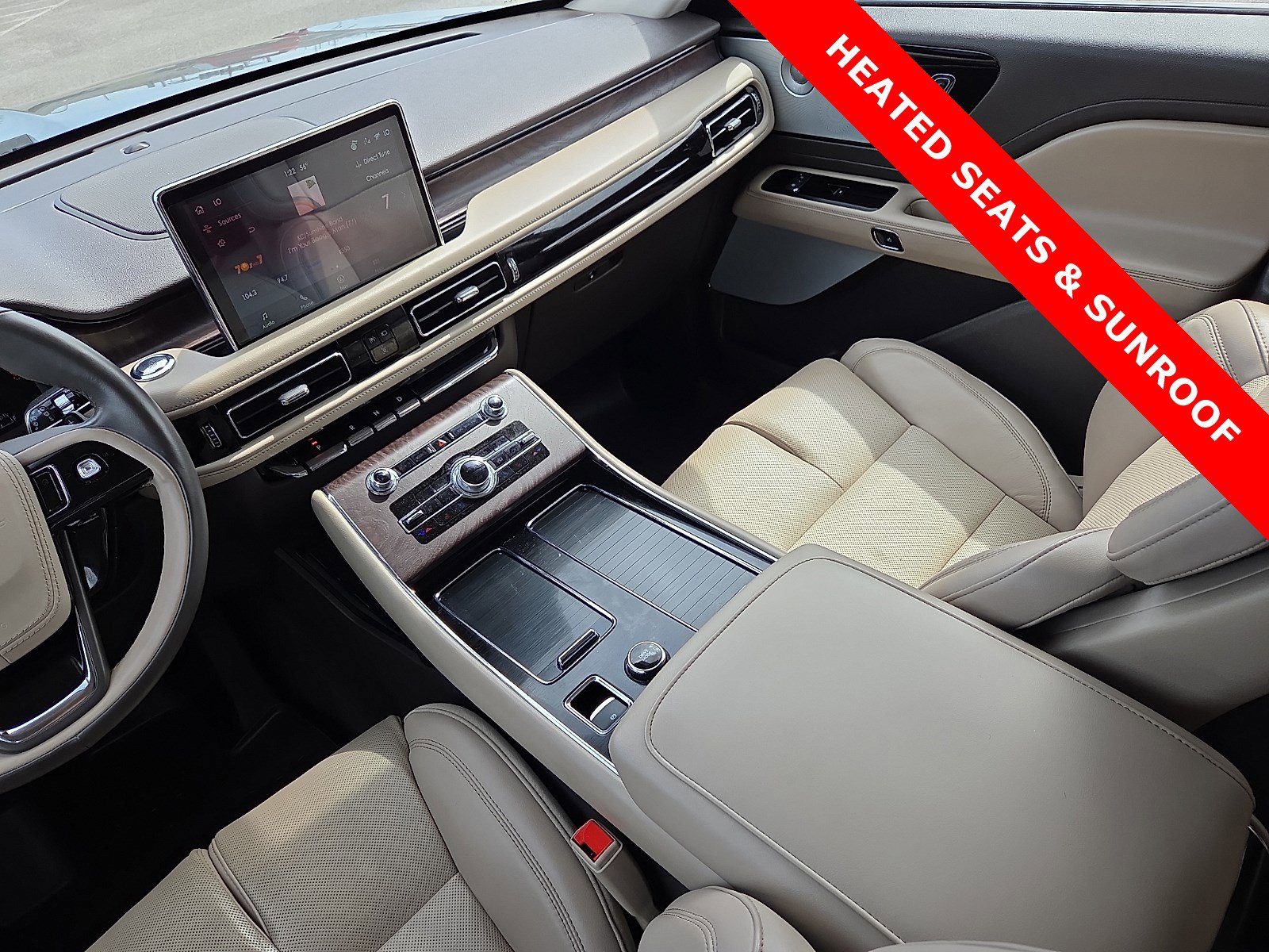 Used 2023 Lincoln Aviator Reserve w/ Equipment Group 201A image 14