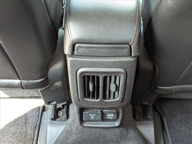 Used 2018 Jeep Compass Limited AWD/4WD image 16