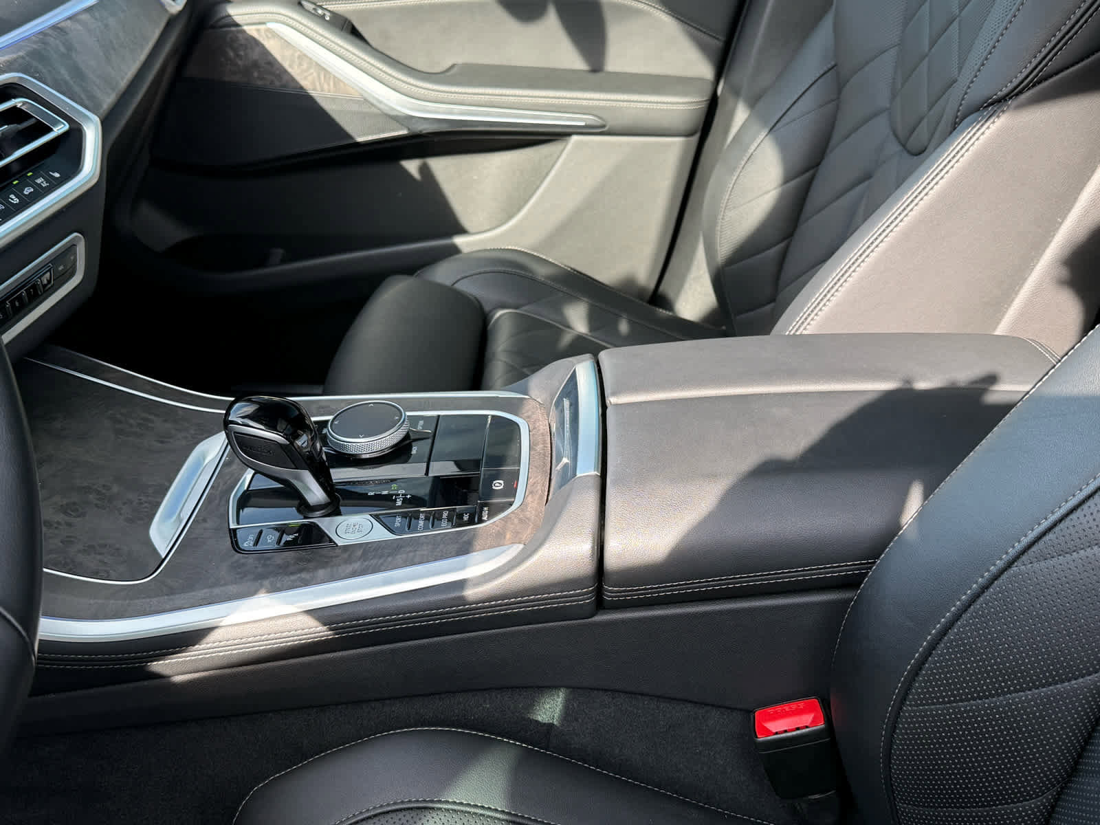 Used 2023 BMW X5 xDrive40i w/ Premium Package image 24