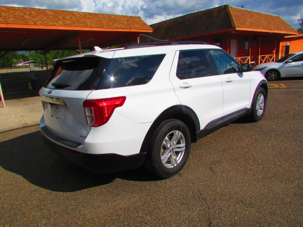 Used 2020 Ford Explorer XLT image 6
