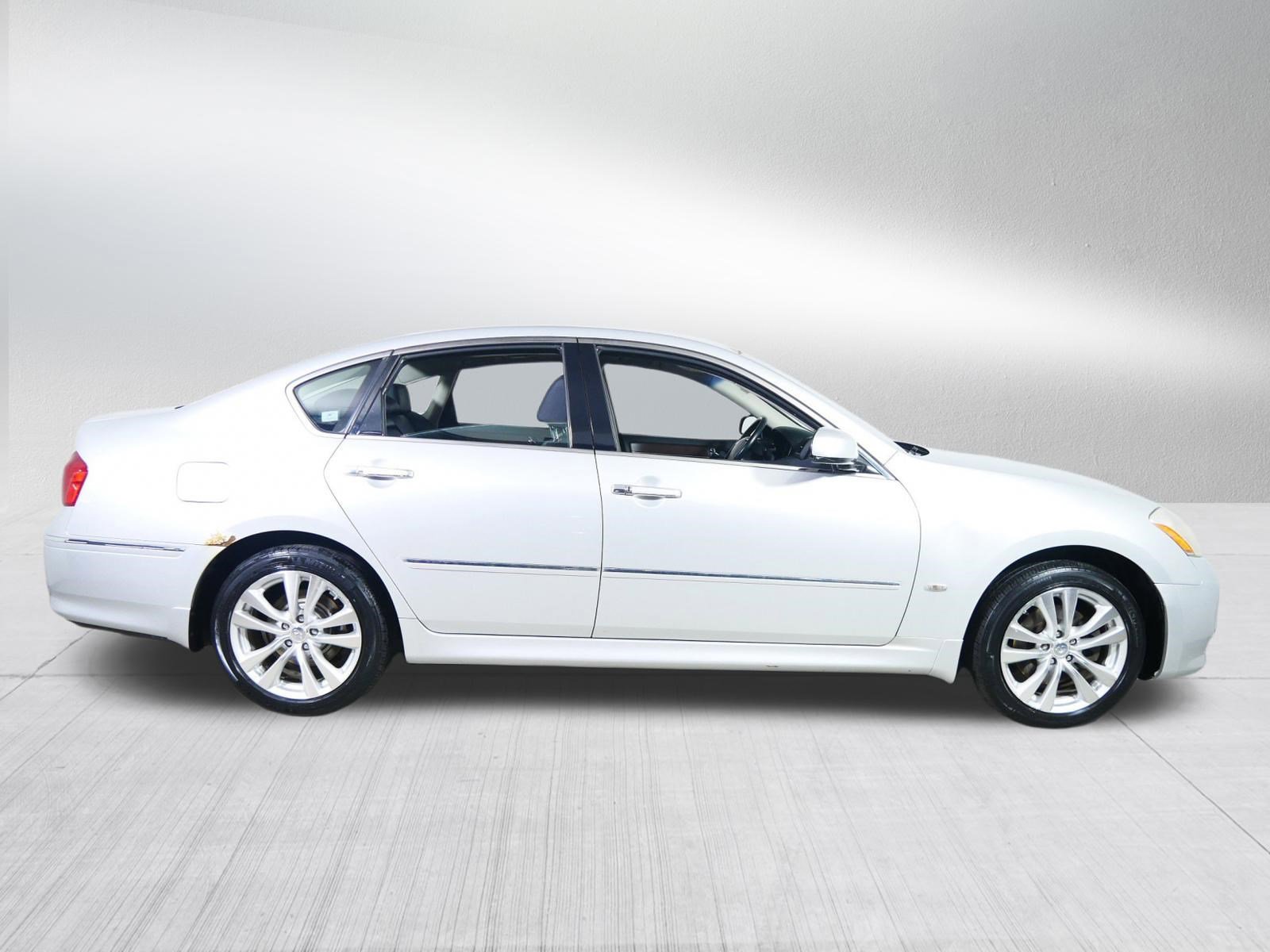 Used 2009 INFINITI M35 x w/ Technology Pkg image 8