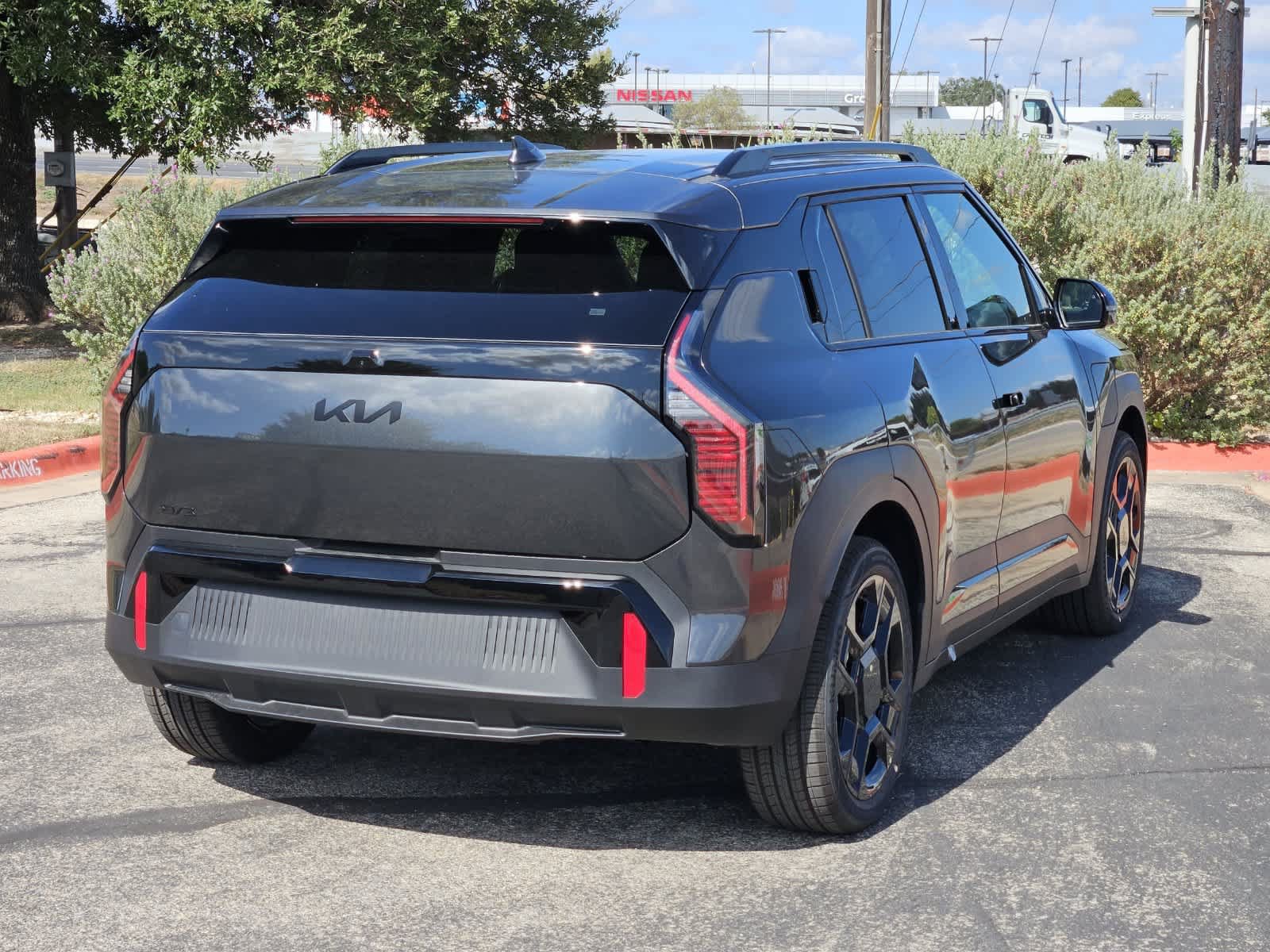 New 2027 Kia EV3 Wind w/ Wind Fwd Nightfall Package image 5
