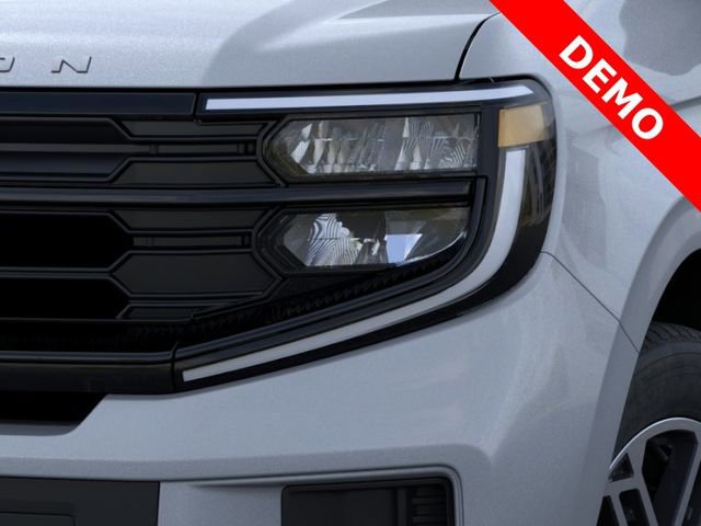 New 2025 Ford Expedition Active image 18