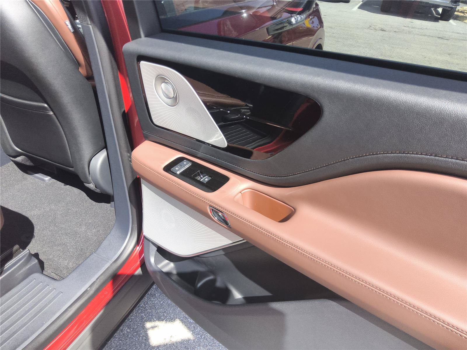 New 2027 Lincoln Aviator Reserve AWD/4WD image 21