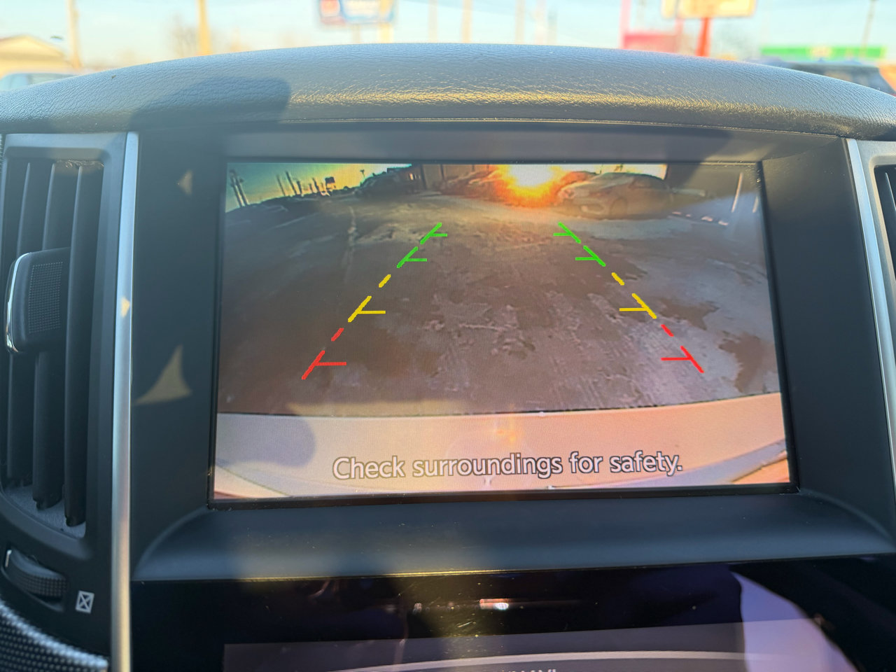 Used 2015 INFINITI Q50 Premium w/ Navigation Package image 18