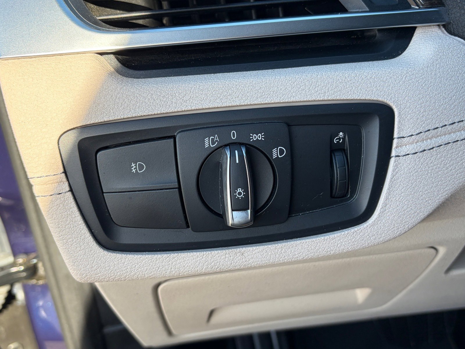 Used 2018 BMW X2 xDrive28i w/ Convenience Package image 19