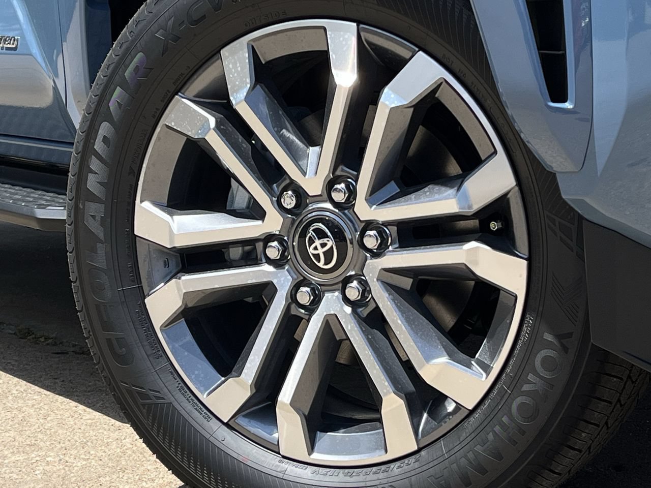 New 2026 Toyota 4Runner Limited AWD/4WD image 27
