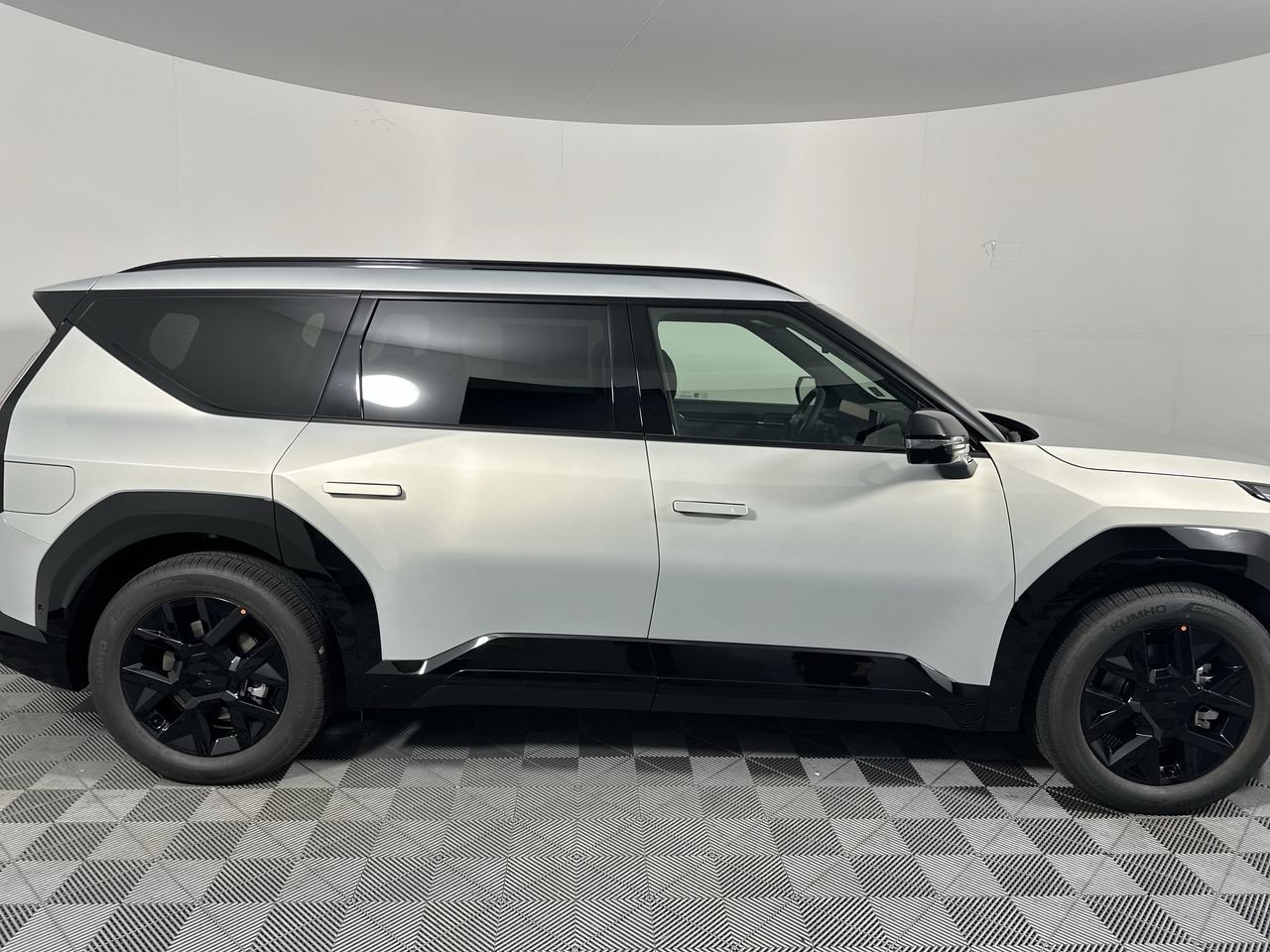 New 2026 Kia EV9 Land AWD/4WD image 18