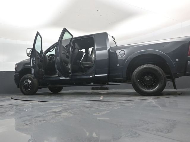 New 2026 RAM 3500 Limited image 52