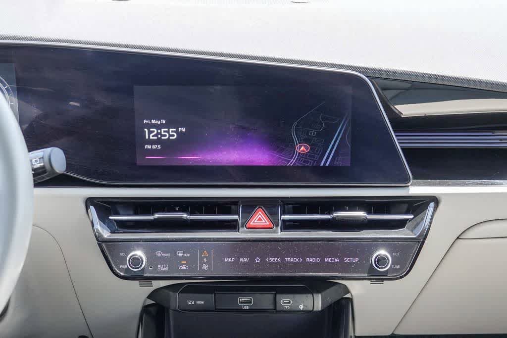 Certified 2023 Kia Niro Wind FWD image 11