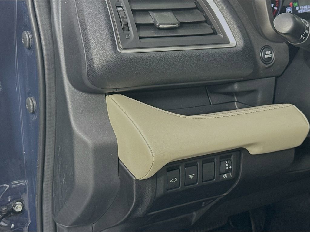 Used 2023 Subaru Ascent Limited image 10