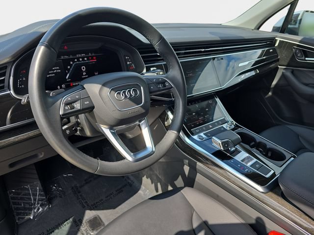 Used 2023 Audi Q7 2.0T Premium Plus w/ Convenience Package AWD/4WD image 20