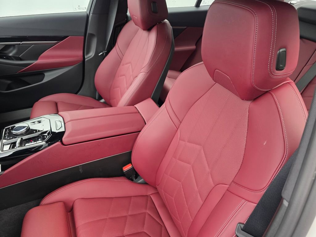 Used 2026 BMW 530i image 11