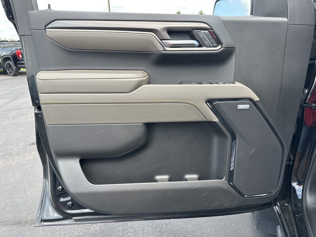 Used 2024 Chevrolet Silverado 1500 ZR2 w/ Technology Package image 26