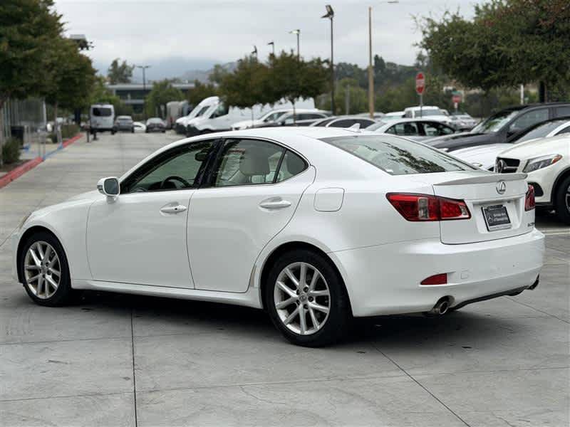 Used 2012 Lexus IS 250 w/ Premium Pkg Value Edition RWD image 4