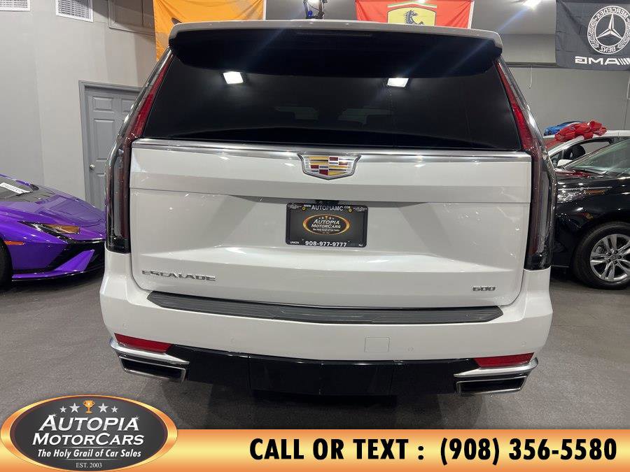 Used 2024 Cadillac Escalade Premium Luxury image 5