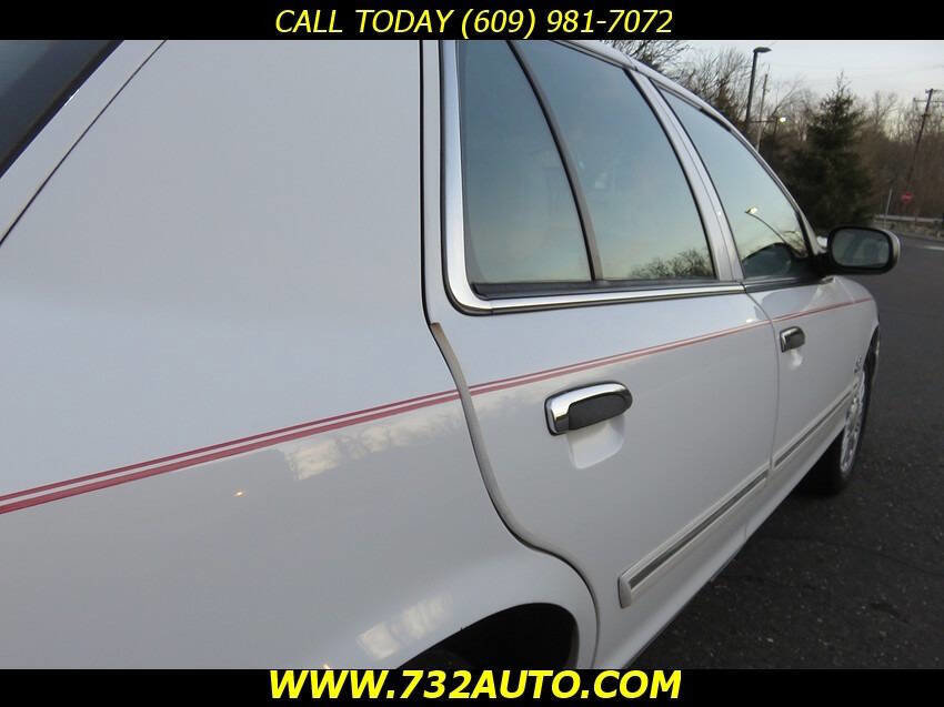 Used 2010 Mercury Grand Marquis LS image 18