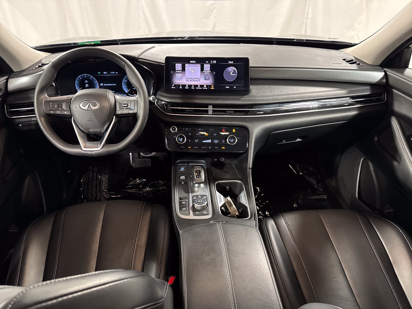 Used 2025 INFINITI QX60 Luxe AWD/4WD image 4