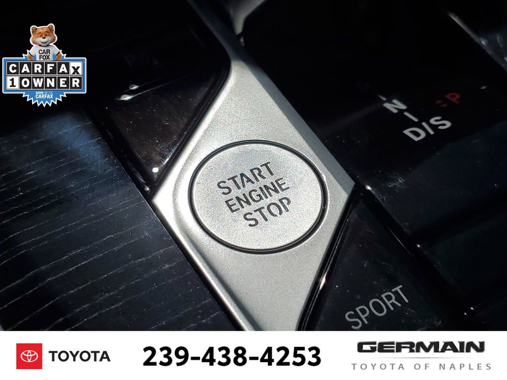 Used 2025 BMW X5 M60i w/ Parking Assistance Package image 34