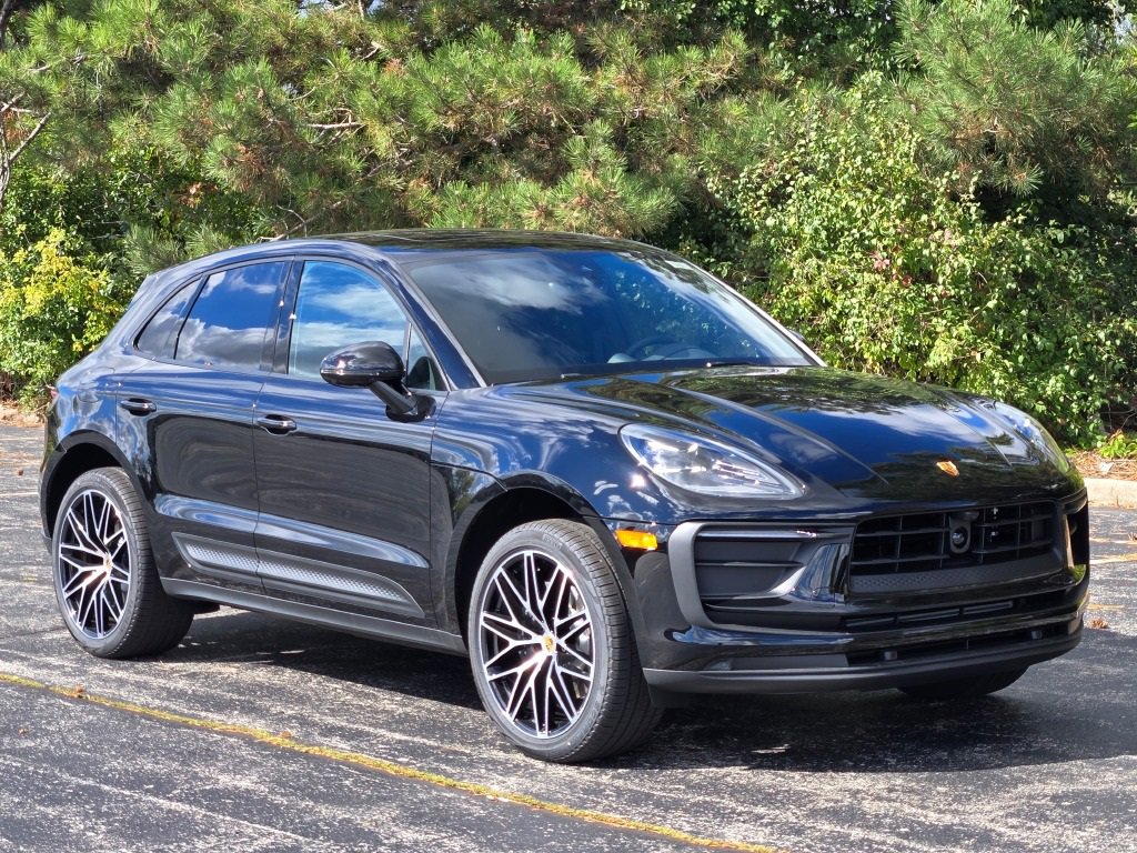New 2026 Porsche Macan image 9