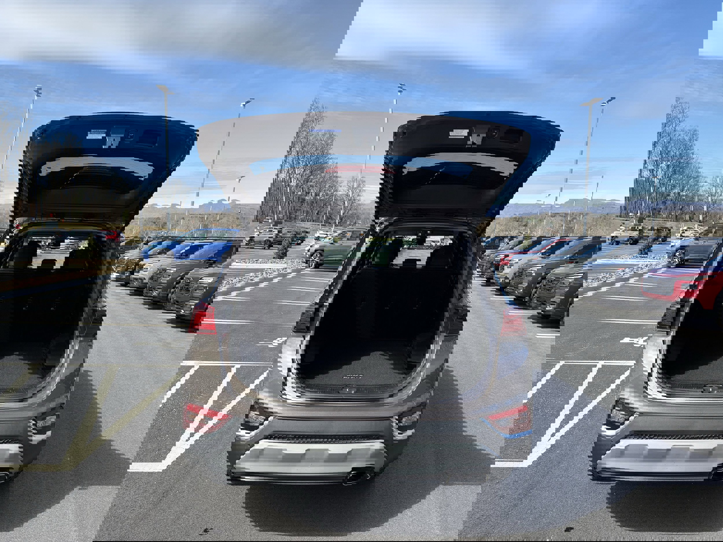 Used 2019 Hyundai Santa Fe SEL image 11