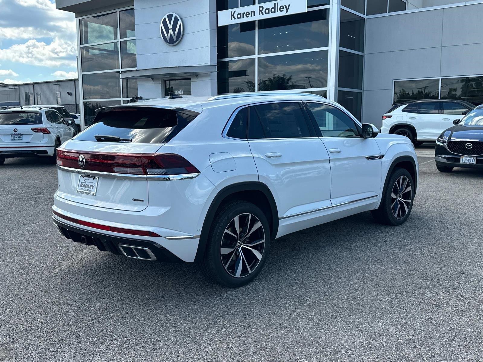 New 2026 Volkswagen Atlas Cross Sport SEL Premium R-Line image 14